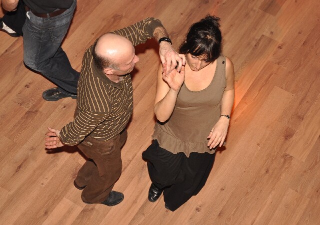 min 2009 02 01 station danse 240